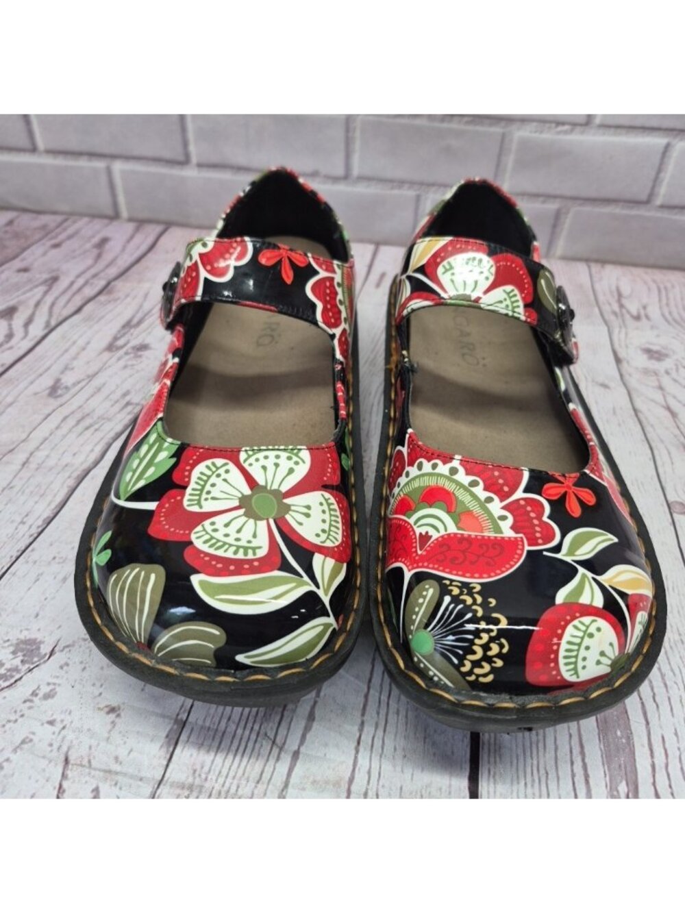 Ingaro Women's Floral Mary Jane Clogs Shoes Size 10M~Slip Resistant - Picture 2 of 12